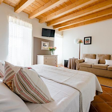 B&B Poggio Caiar คาปริโน เวโรเนเซ ภายนอก รูปภาพ