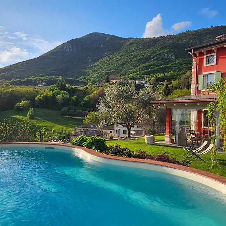 B&B Poggio Caiar คาปริโน เวโรเนเซ ภายนอก รูปภาพ